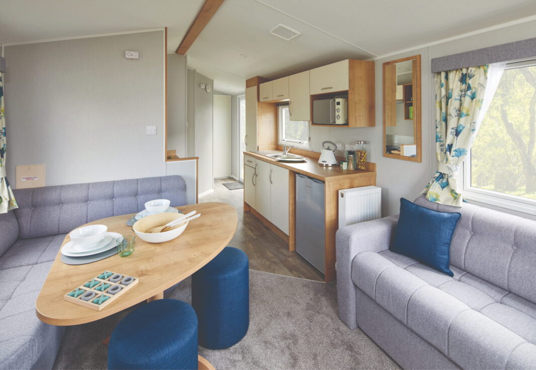 New Willerby Ashurst Dining Area static caravan mobile home