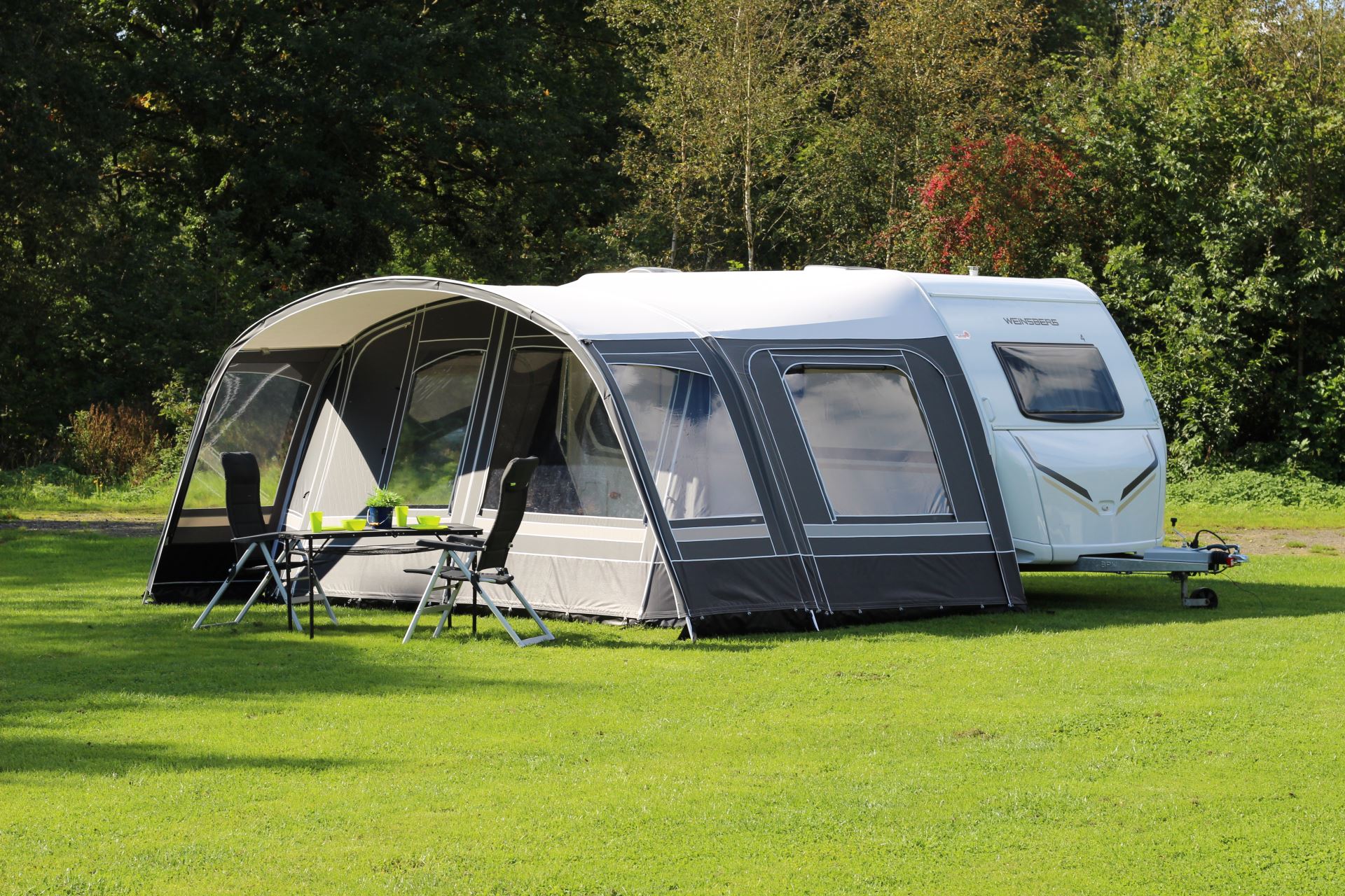 Touring caravan set up