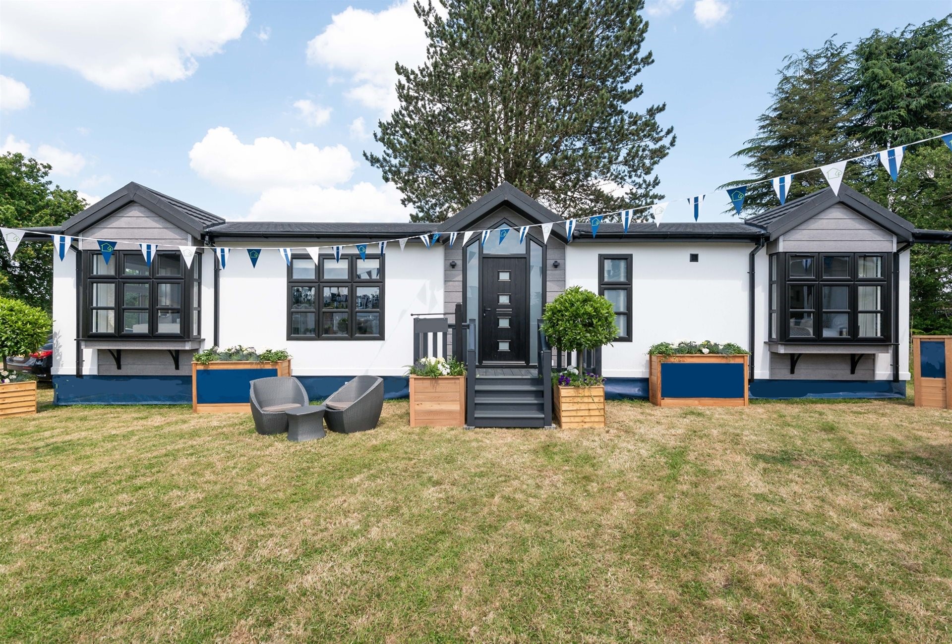 Luxury Lodge Static Caravan Weybridge exterior